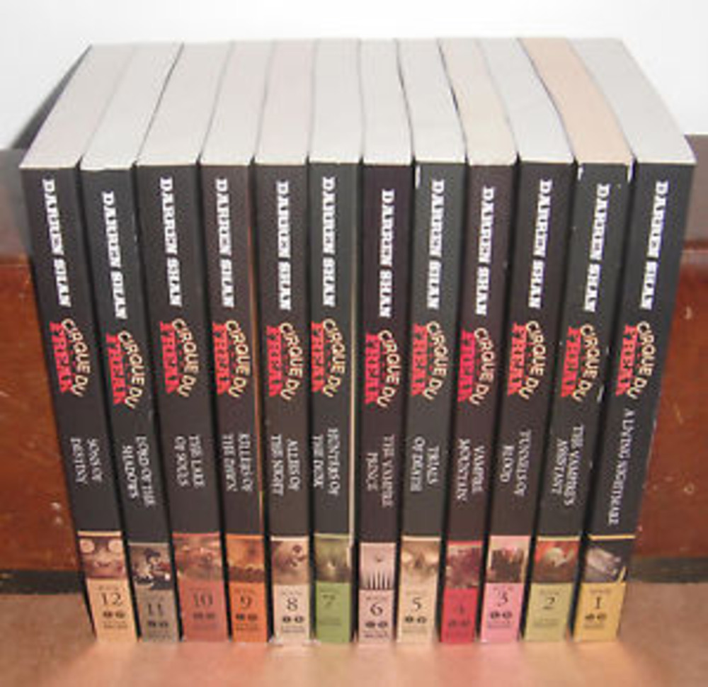 Darren Shan Cirque Du Freak Series 1-12 Complete Set